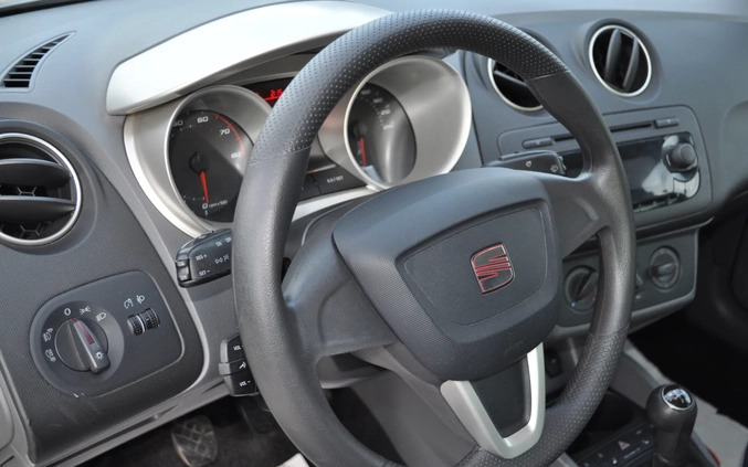 Seat Ibiza cena 20000 przebieg: 150000, rok produkcji 2009 z Łeba małe 562
